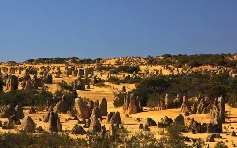 Breathtaking Natural Wonders In Australia That Will Steal Your Heart 3_2