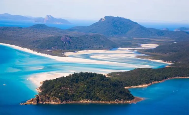 Discover The Romantic Paradise Of Whitsunday Islands 1