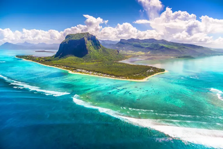 10 Unusual Yet Beautiful Destinations For Couples 10