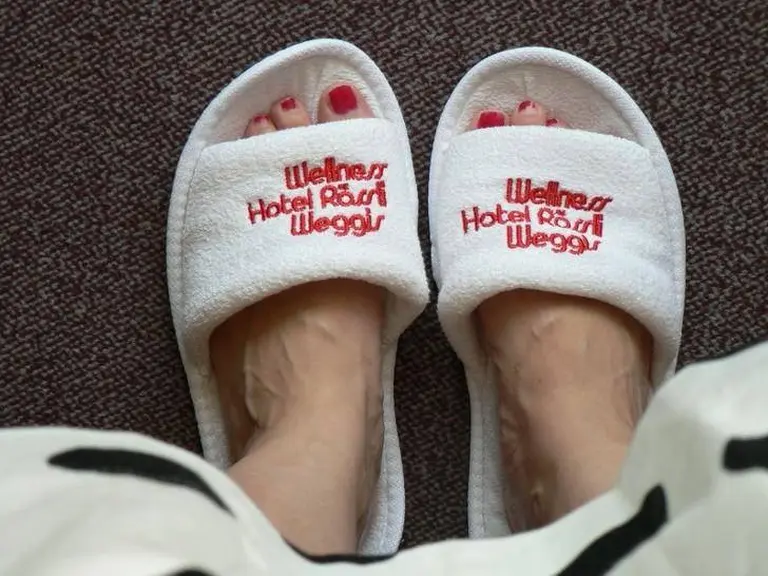 11 Hotel Items You Didn’t Know You Can Take Home - Totally Free! 11
