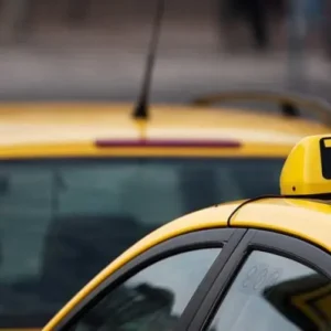 Common Tourist Scams That Are Surprisingly Easy To Fall For 1