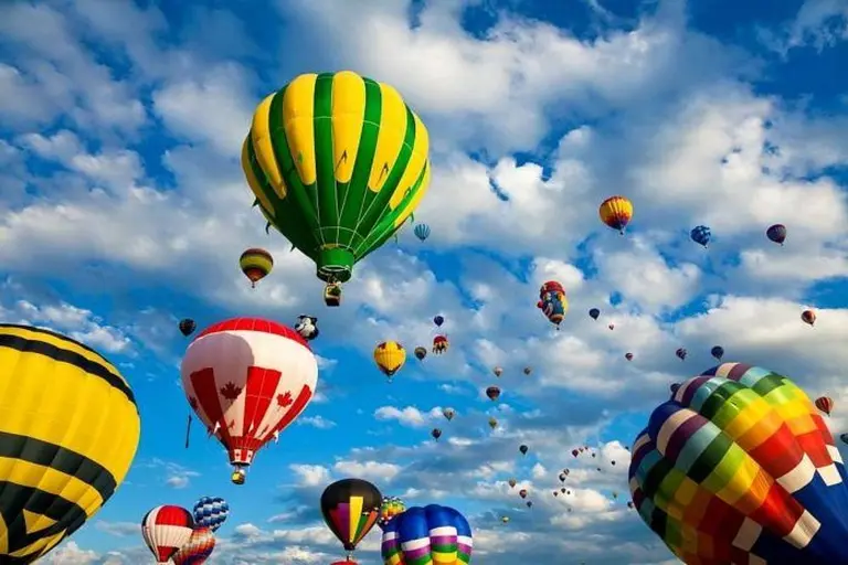 Explore The Colorful Beauty Of Australia Through The Four Seasons 7
