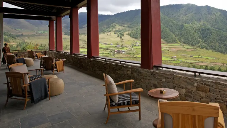 Top 6 Highly-rated Hotels In Bhutan You Shouldn't Miss 3-1
