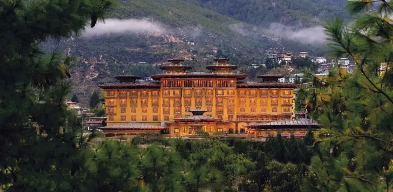 Top 6 Highly-rated Hotels In Bhutan You Shouldn't Miss 4