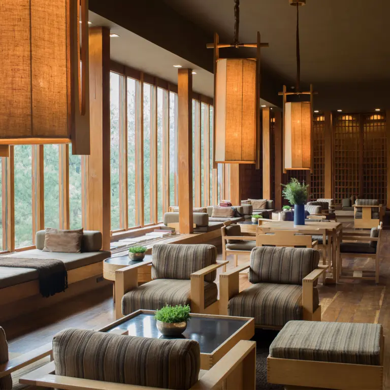 Top 6 Highly-rated Hotels In Bhutan You Shouldn't Miss 6-1