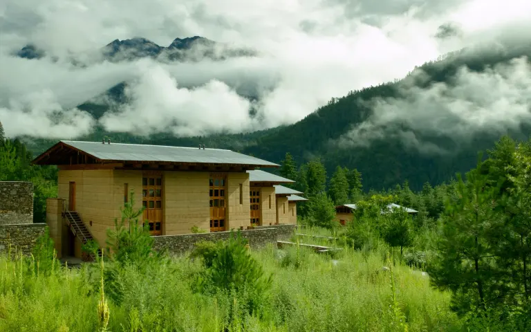 Top 6 Highly-rated Hotels In Bhutan You Shouldn't Miss 6