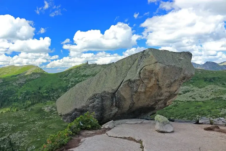 The Miraculous Hanging Rock In Siberia 4