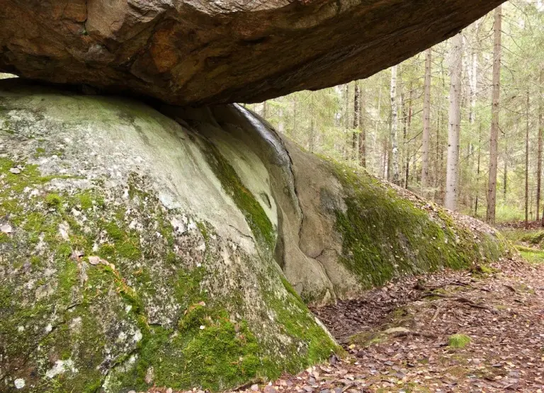 Kummakivi Balancing Rock 1