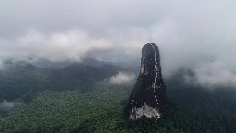 Pico Cão Grande 2