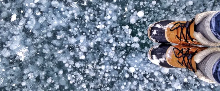 Winter Masterpiece From Frozen Bubbles At Abraham Lake 4