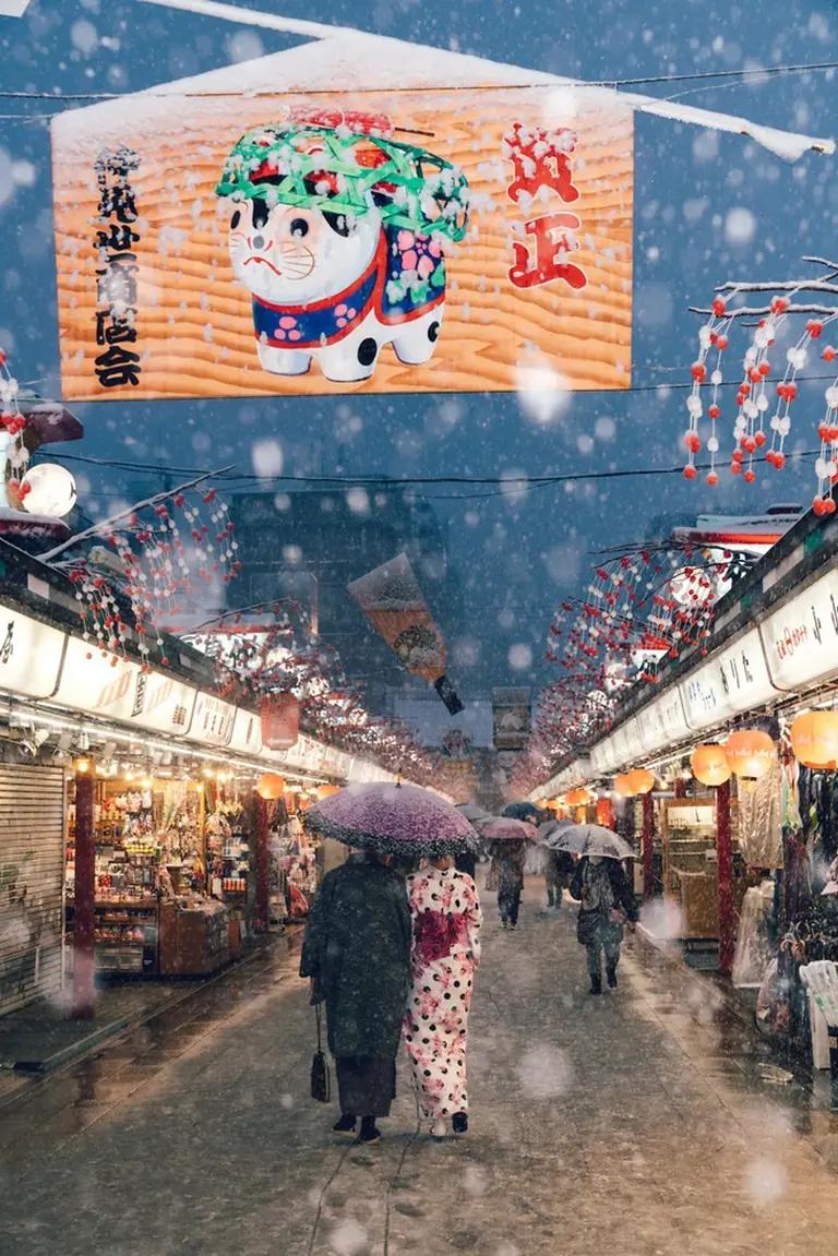 Tokyo’s Enchanting Winter Romance Beneath The Snow 4