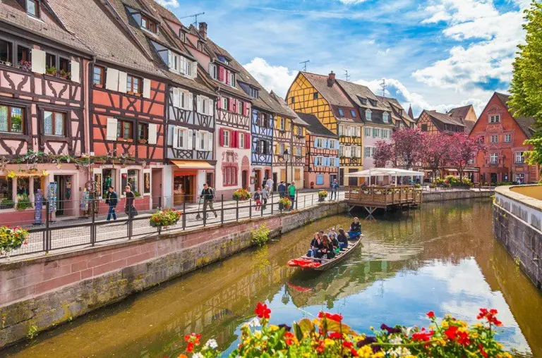 10 Most Beautiful Towns In The World That You Can’t Take Your Eyes Off Even In Photos 6