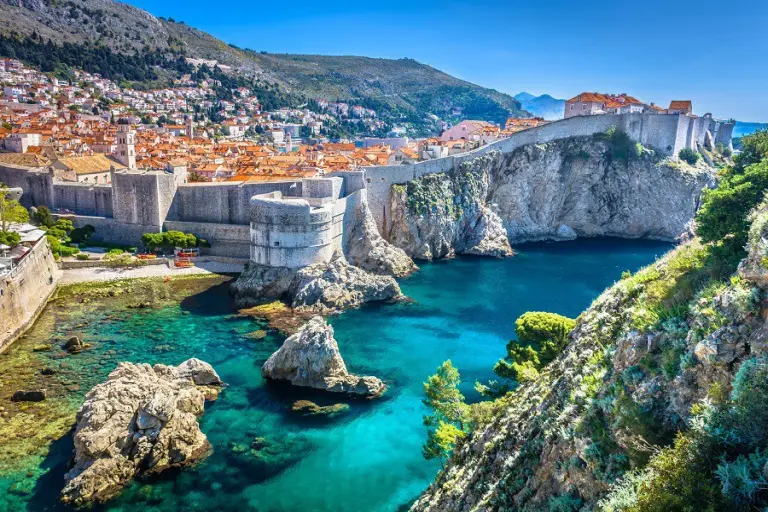 10 Most Beautiful Towns In The World That You Can’t Take Your Eyes Off Even In Photos 9
