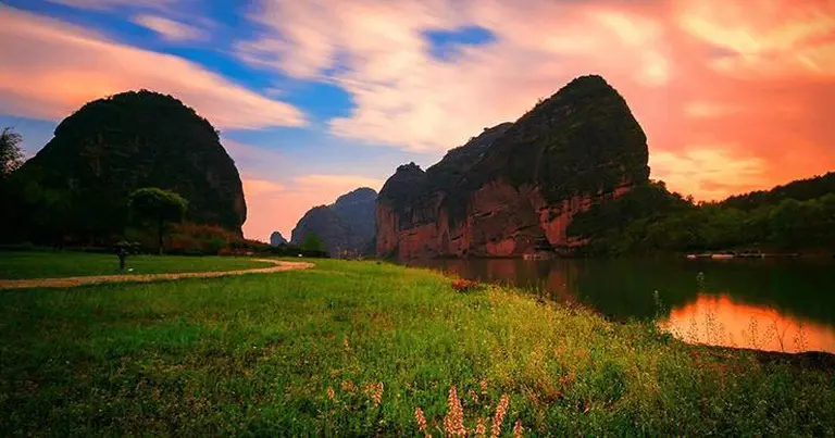 10 Most Famous Mountains In China 2