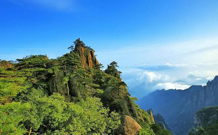 10 Most Famous Mountains In China 5