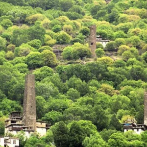 14 Peaceful Small Towns In China That Look Straight Out Of A Movie 1