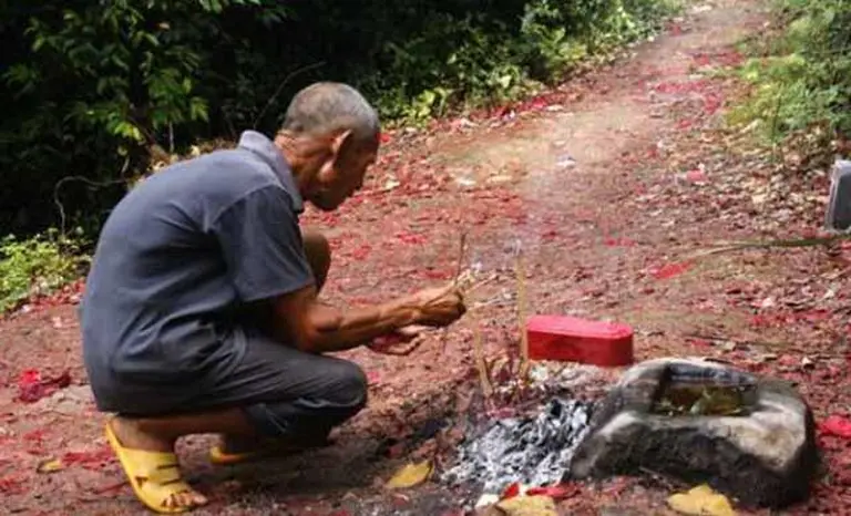 The Mystery Behind 800-year-old Stone Statues That Once Terrified A Chinese Village 4
