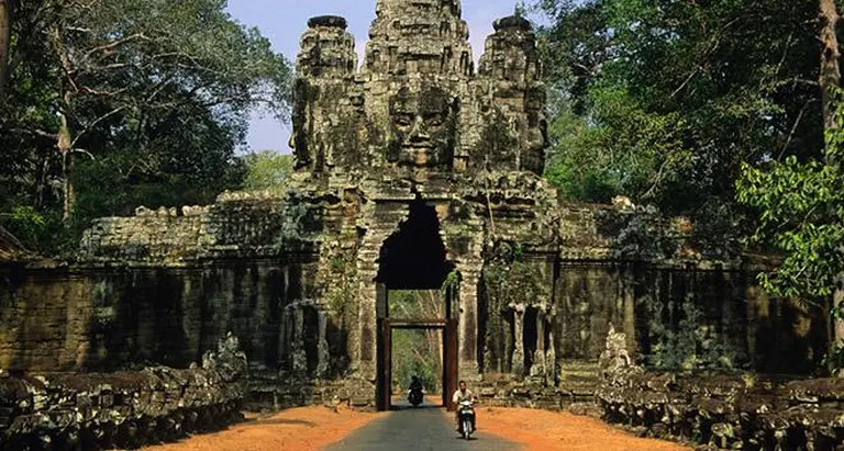 These Are The Reasons Why You’ll Want To Pack Your Bags For Cambodia Right Now 1-1