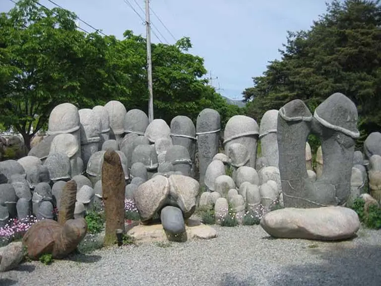 Women Flock To Korea’s Quirky “penis Park” For Bold Check-ins 5