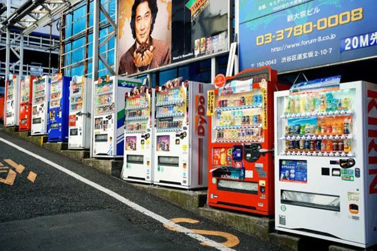 11 Strange Things You'll Only Find In Japan That Amaze Tourists 5
