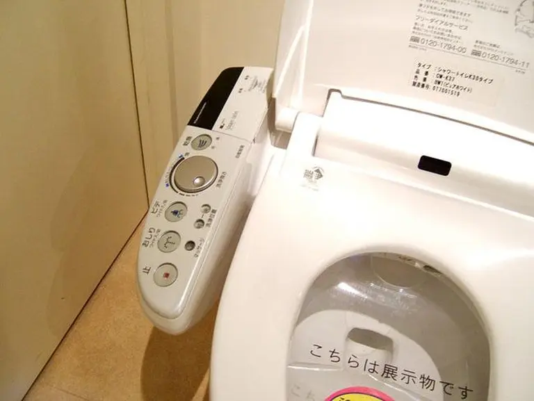 11 Strange Things You'll Only Find In Japan That Amaze Tourists 9