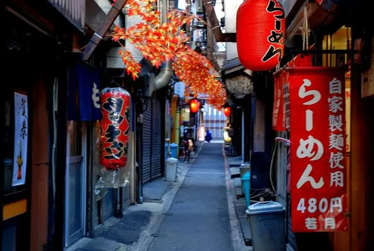 A Food Alley From The Past Hidden In Bustling Tokyo 2