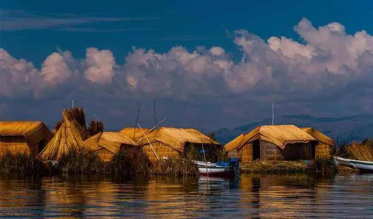 The Floating Grass Islands That Have Drifted For 1,000 Years