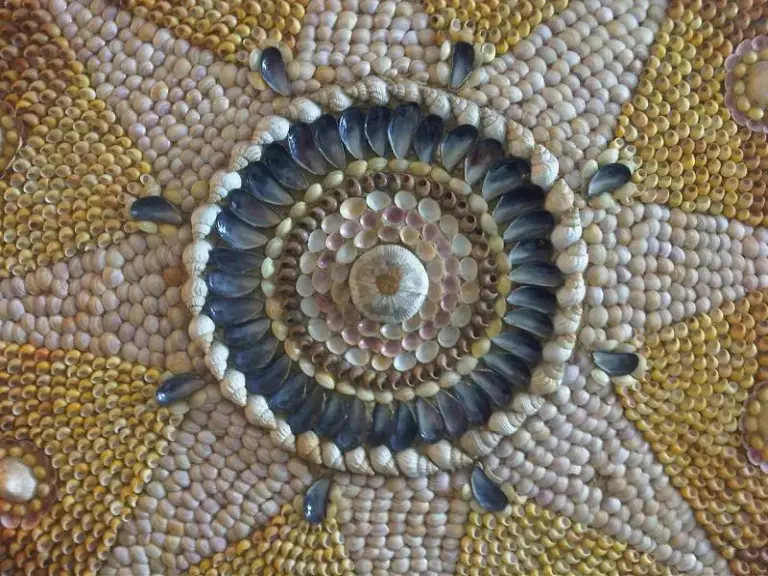 Discovering The Shell Grotto In Kent 4