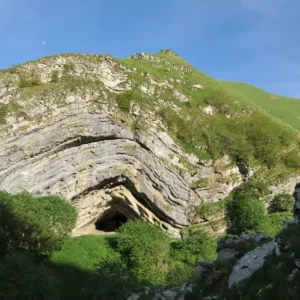 Harpea Cave