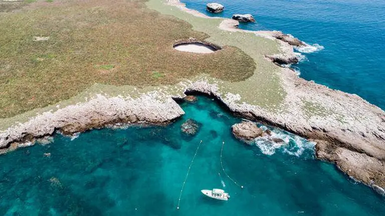 The Secret Tunnel To Mexico’s Hidden Beach Inside A Cave 2