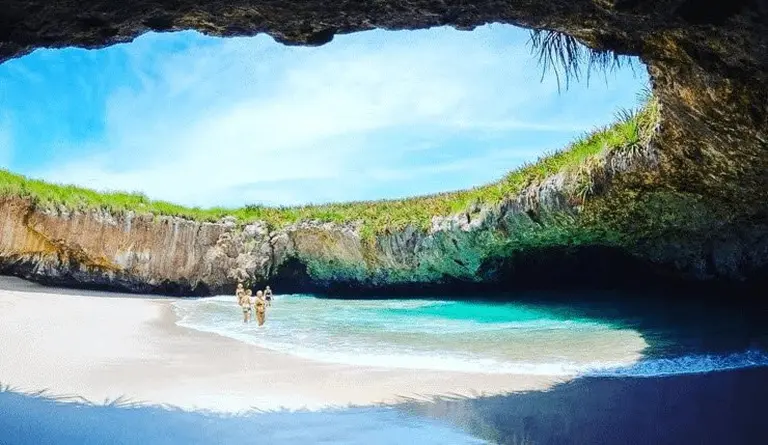 The Secret Tunnel To Mexico’s Hidden Beach Inside A Cave 3