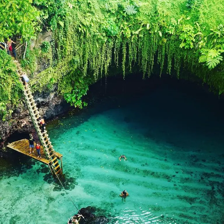 The World’s Most Beautiful Natural Pool That’s Blowing Up Travel Blogs 6