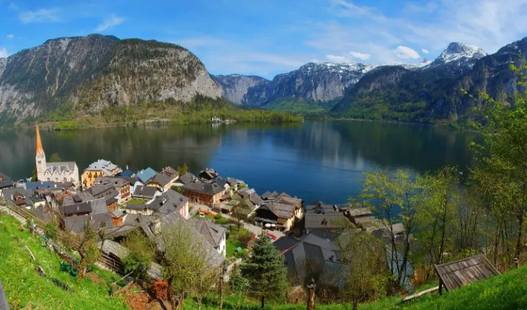 Wandering Through Hallstatt 13