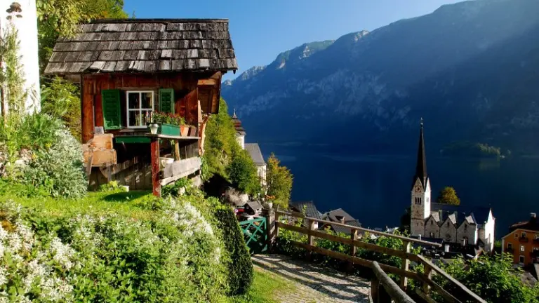 Wandering Through Hallstatt 7