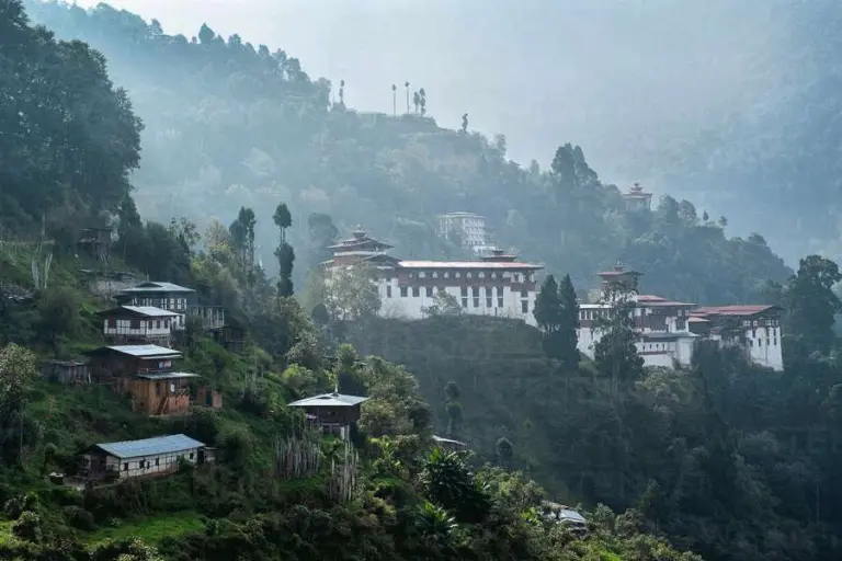 Discover Trongsa Dzong