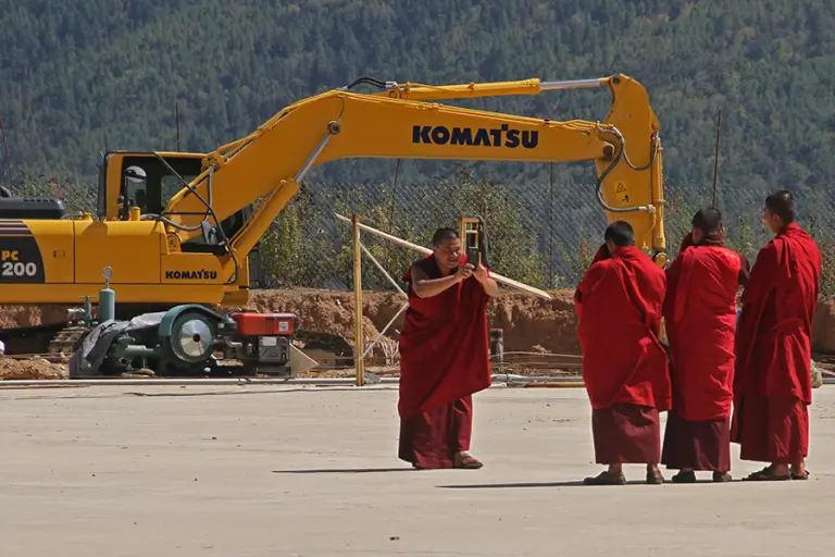 Discover The Buddha Dordenma Statue 4