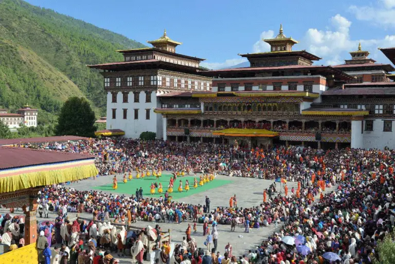 Tashichhoe Dzong 8