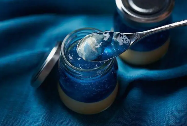 A Sparkling Blue Ocean Bottle 1