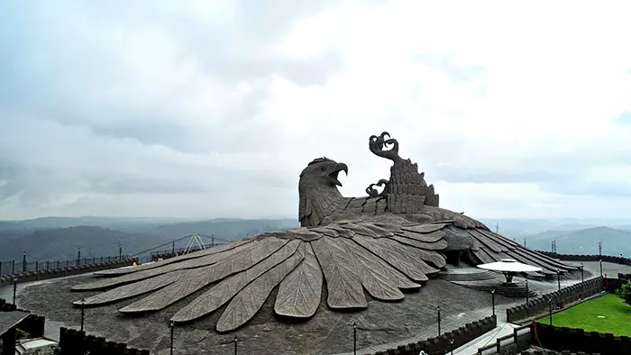 the World’s Largest Bird Sculpture 1