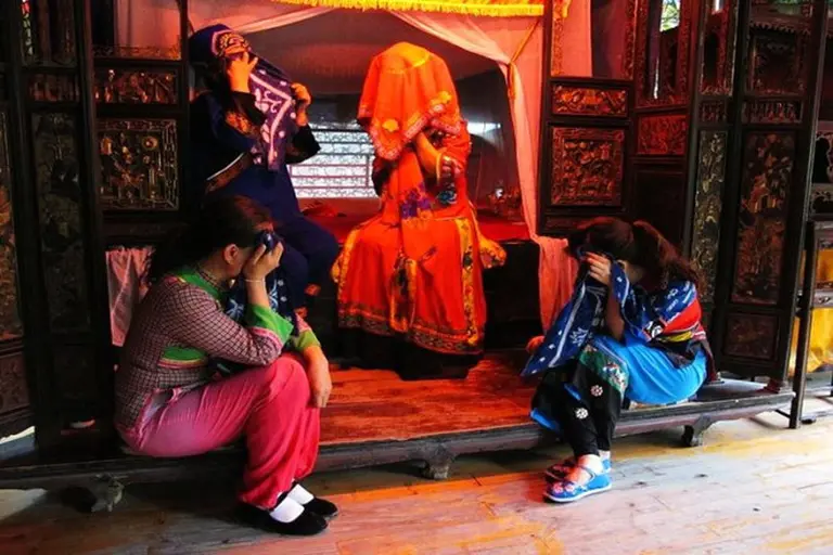 Unusual Customs From Around The World You Need To Experience 17