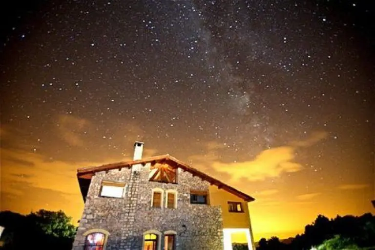 15 Spectacular Stargazing Destinations Around The Globe 6