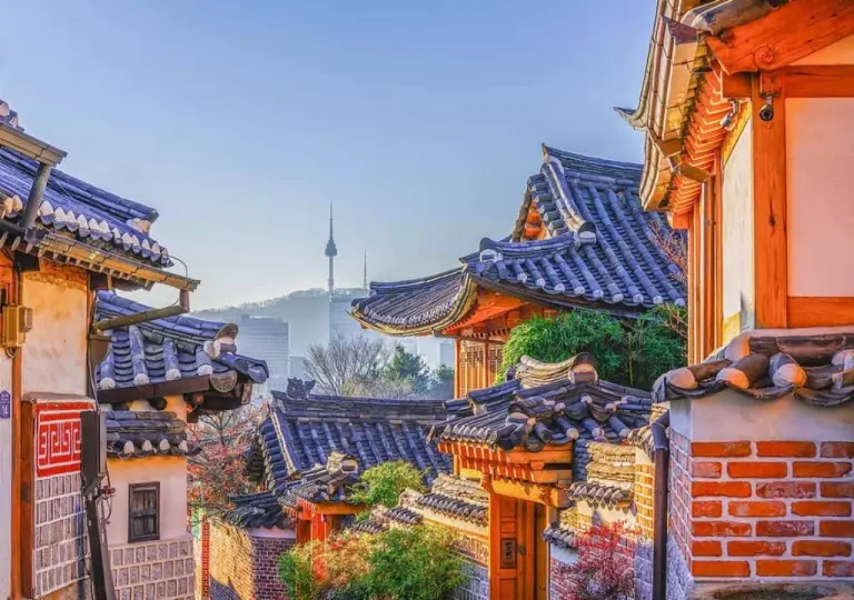 Discover Bukchon Hanok Village 7