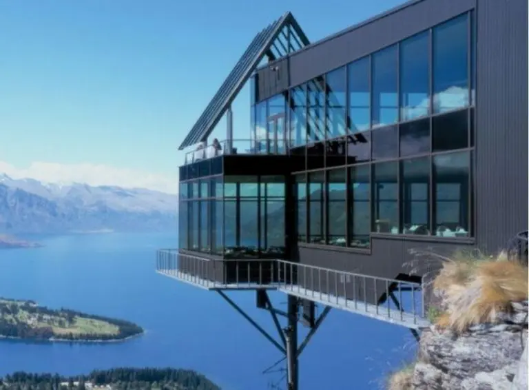 Stratosfare Restaurant 1