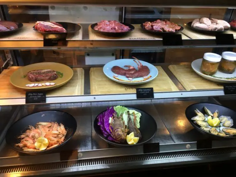 Stratosfare Restaurant 12