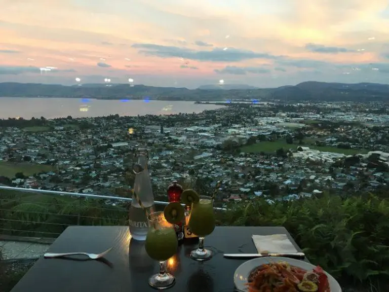 Stratosfare Restaurant 19