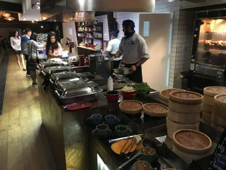 Stratosfare Restaurant 9