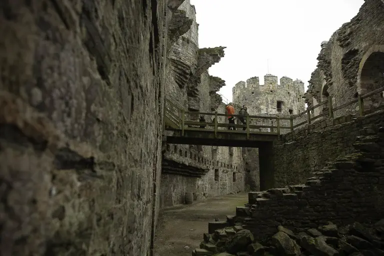 The Ghosts Inside Wales’ Most Mysterious Castle 14