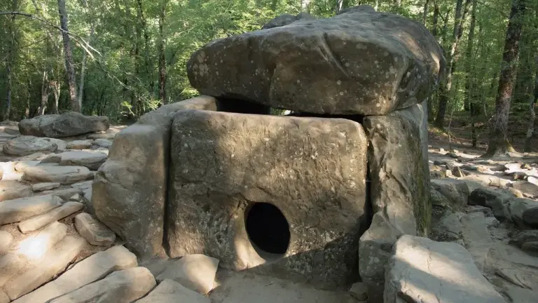 Ancient Stone Tombs In The North Caucasus Remain A Mystery 1