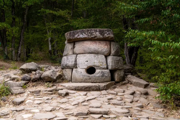Ancient Stone Tombs In The North Caucasus Remain A Mystery 2