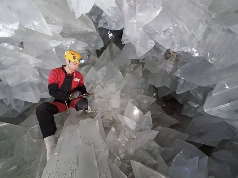 The Giant Crystal Cave 1